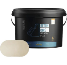 Beton Cire Ready Mix in een emmer met 6 kilogram inhoud voor 5 vierkante meter oppervlak.