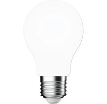 LED filamentlamp met E27 fitting in klassieke druppelvorm voor een gelijkmatige lichtverdeling.