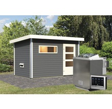 Saunahuis met saunaoven in de tuin