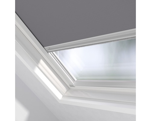 Dakvenster met rolgordijn