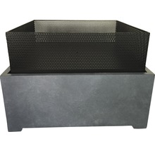 Vuurplaats met gaatjespatroon en steendecor