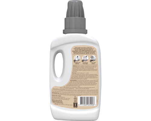 Fles met vloeibare meststof voor mediterrane planten