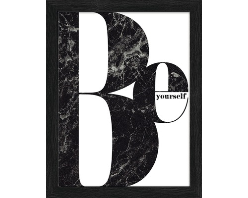 Zwart ingelijste muurkunst met het opschrift Wees jezelf