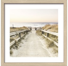 Ingelijste foto met strandmotief en houten steiger