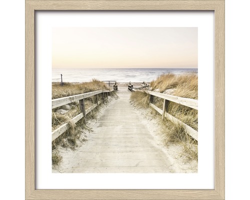 Ingelijste foto met strandmotief en houten steiger