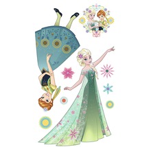 Muurstickers met motieven uit de film Frozen met de personages Anna en Elsa.