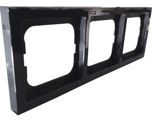 Driedubbel frame voor schakelaars en stopcontacten