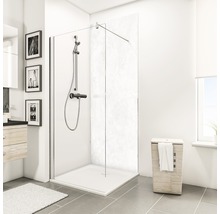 Moderne badkamer met douchecabine, wastafel en wasmand