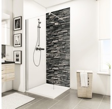 Badkamer met douche, douchebak en wastafel