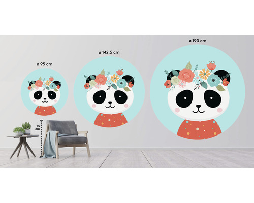 Illustratie van drie muurstickers met panda motieven en verschillende diameters in een kamer
