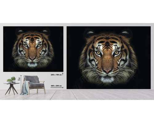 Behang met tijgermotief in een woonkamerscène