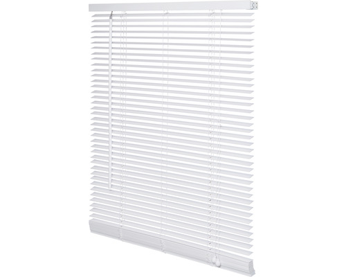 Witte jaloezie met horizontale lamellen en bedieningskettingen