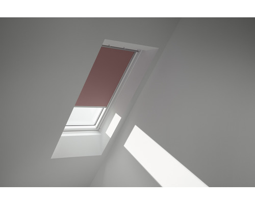 VELUX Rolgordijn verduisterend handbediend DKL C02 4578SWL lichtroze Dakvenster met gesloten rolgordijn