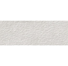 Decoratieve wandbekleding met horizontale groefstructuur.