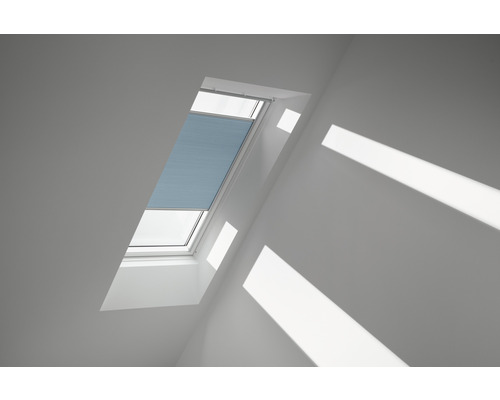 VELUX Plissé honingraat verduisterend handbediend FHC C02 1169SWL lichtblauw VELUX Plissé honingraat verduisterend handbediend FHC C02 1169SWL lichtblauw