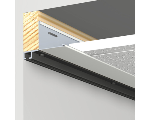 Detailopname garagedeurafdichting met houten frame