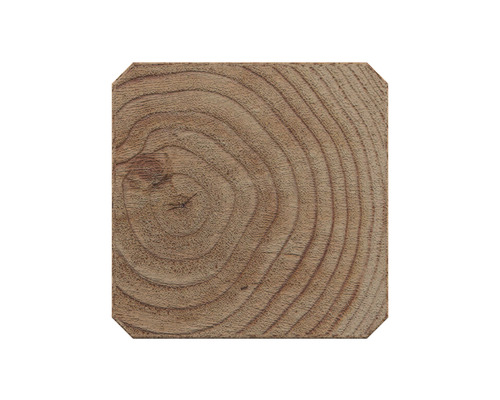 Houten paal van massief bouwhout met jaarringen