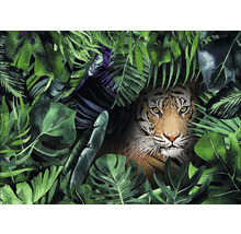 Tijger tussen tropische bladeren