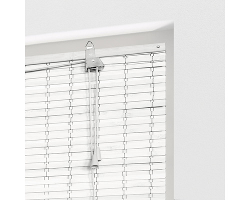 Detail van een jaloezie voor het raam