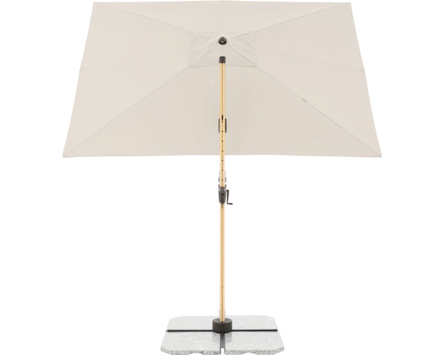 Rechthoekige tuinzonne parasol met houten stok en parasolvoet.