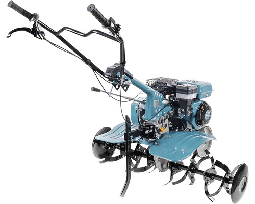 Motorfrees voor grondbewerking in de tuin