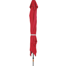 Gesloten rode parasol met frame