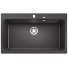 Spoelbak van steen met afvoergarnituur