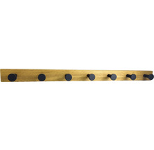 Kapstok met zeven haken aan een houten plank