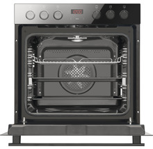 Open oven met interieur, rooster en bakplaat