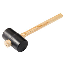 Rubberen hamer met houten steel
