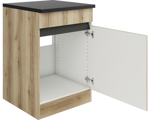 Keukenkast met open deur