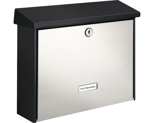 Brievenbus met slot en naamplaatje