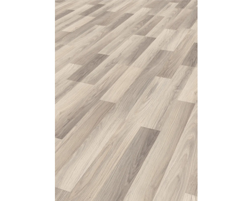 Gelegde vloerbedekking met houtlook.