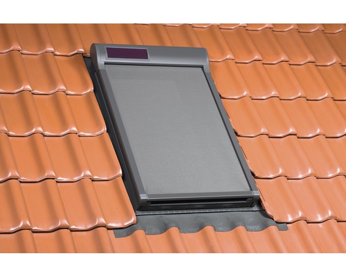 FAKRO Buitenzonwering elektrisch op zonne-energie AMZ Solar I 55/98 090 antraciet FAKRO Buitenzonwering elektrisch op zonne-energie AMZ Solar I 55/98 090 antraciet