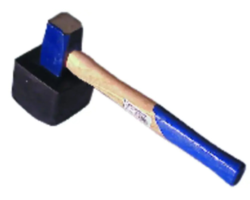 Vuistbijl met houten handvat