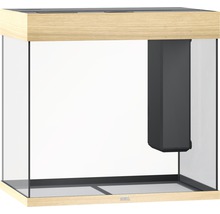 Aquarium met houten frame en intern filter
