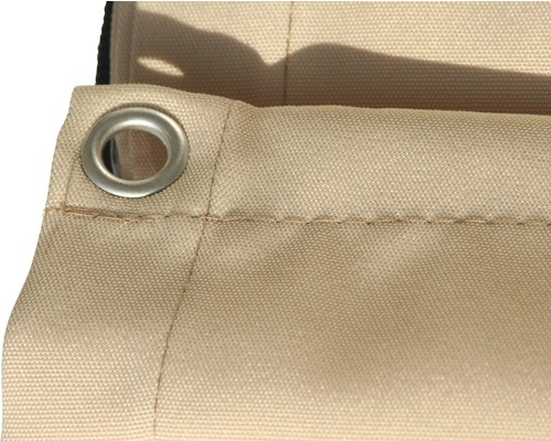 Detail van een beige stof met oogje