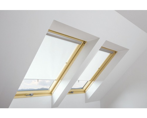 FAKRO Rolgordijn lichtdoorlatend handbediend met haakjes ARS I 66/78-98-118 001 helderwit FAKRO Rolgordijn lichtdoorlatend handbediend met haakjes ARS I 66/78-98-118 001 helderwit