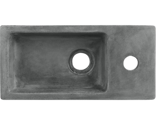 Betonnen opzetwastafel met kraangat