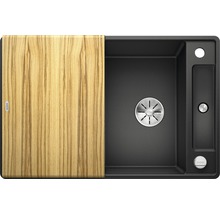 Spoelbak met houten snijplank