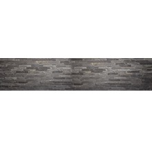 Wandbekleding van natuursteen met rechthoekige stenen
