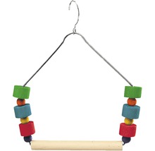 Vogel speelgoed met houten stok en kleurrijke houten kralen aan een metalen hanger