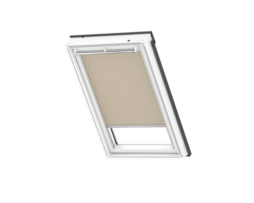 Dakvenster met rolgordijn voor binnenshuis