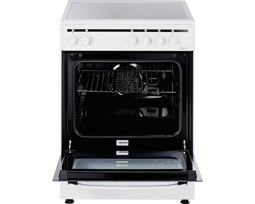 Wit elektrisch fornuis met open ovendeur.