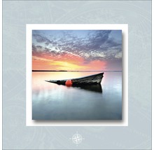 Decoratie met een boot in het water