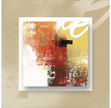 Abstracte muurdecoratie met letter motieven in verschillende tinten