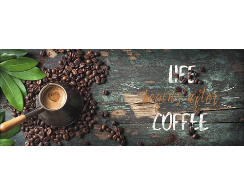 Koffiepot en koffiebonen met de tekst Life begins after Coffee