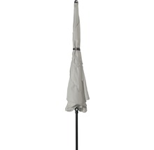 Gesloten parasol met zwarte standaard