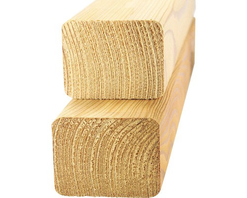 Onderbalk Lariks 2100x45x68 mm Gedetailleerd aanzicht van twee houten palen