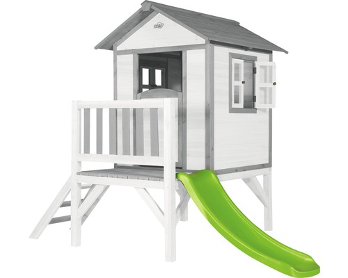 Houten speelhuis met glijbaan